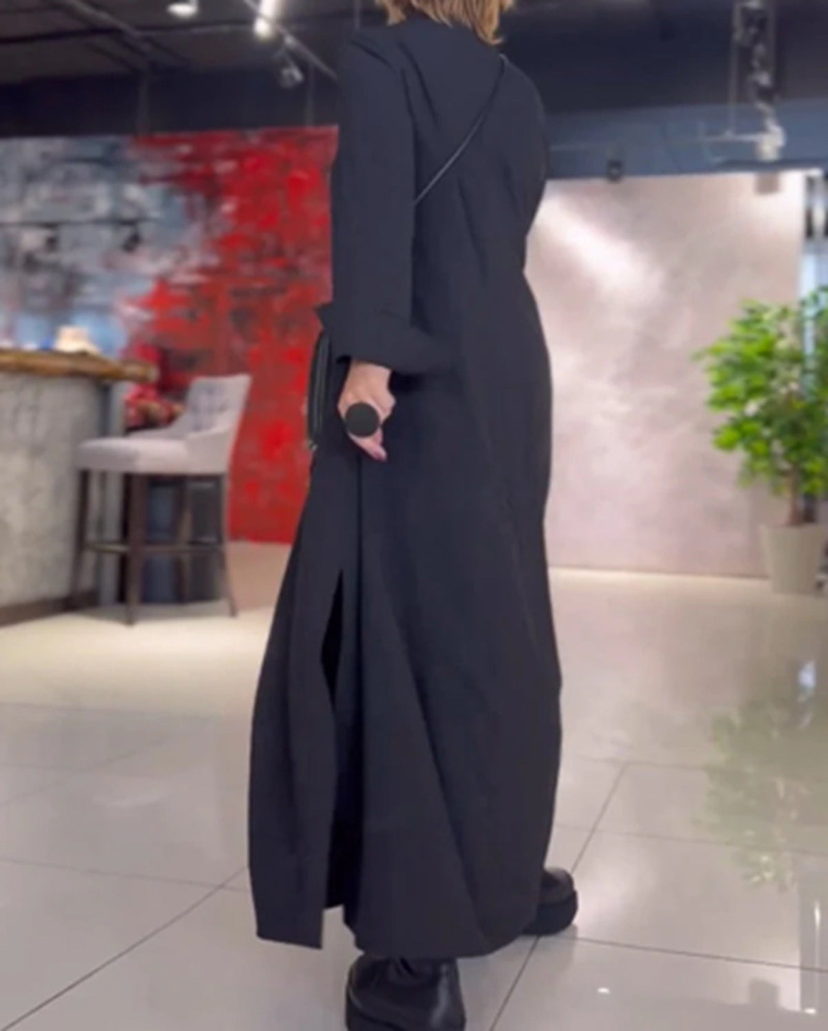 Elissa™ | Lös långklänning med kavajslag och sidoslits
