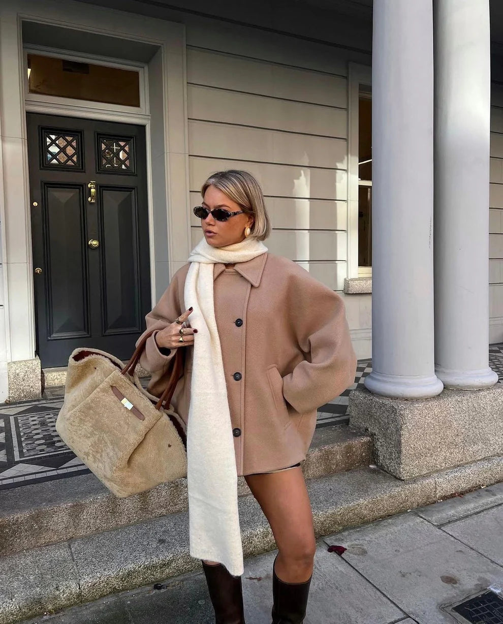 Lizzy | Trendig oversized ullkappa