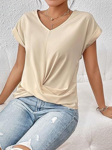 Cleo - Avslappnad T-shirt med hjärtformad halslinje